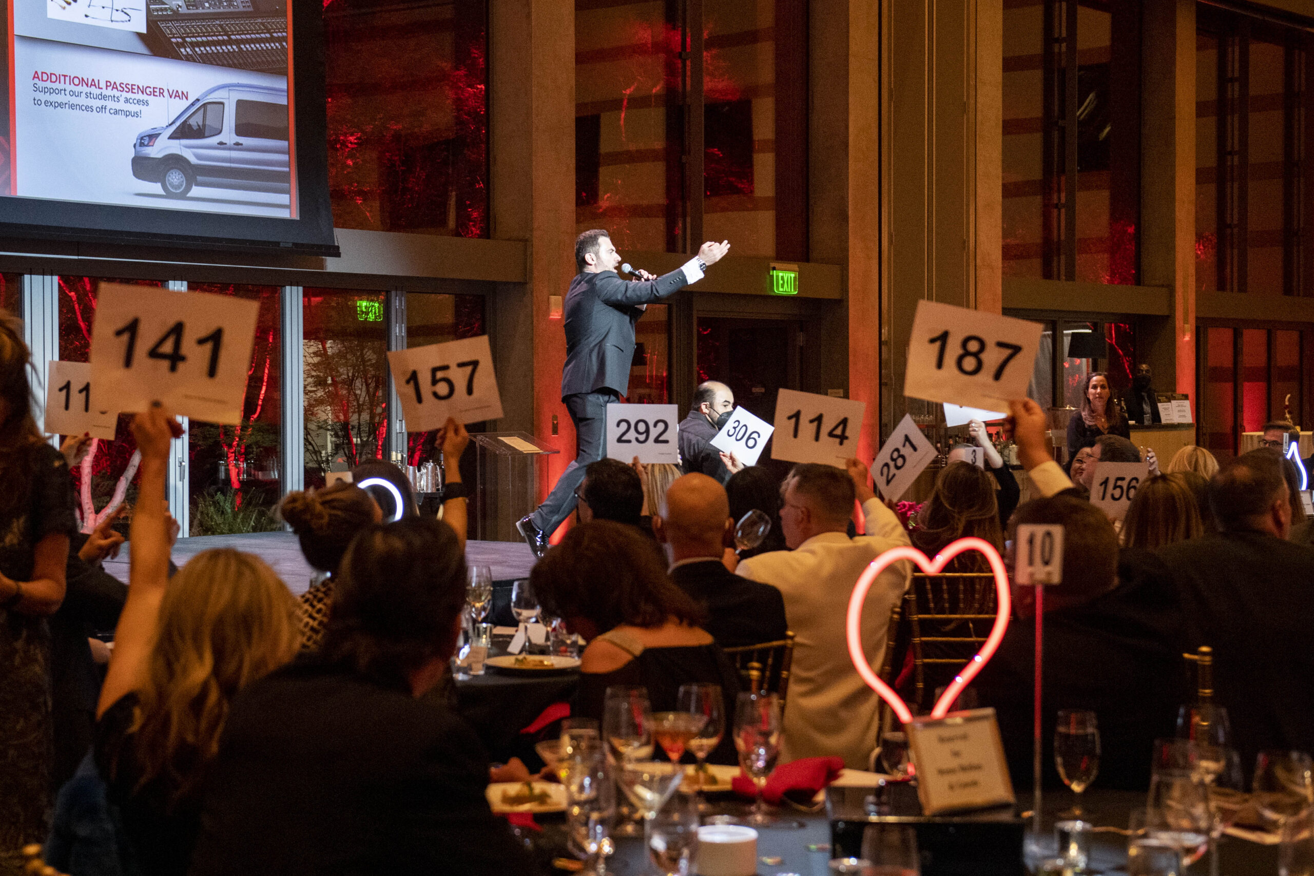 Benefit Charity Auctioneer Los Angeles - Dukas Auctioneer Group